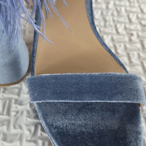 Antonio Melani Womans Powder Blue Platforms  9 Ostrich Feathers Leather Velvet - Picture 12 of 12